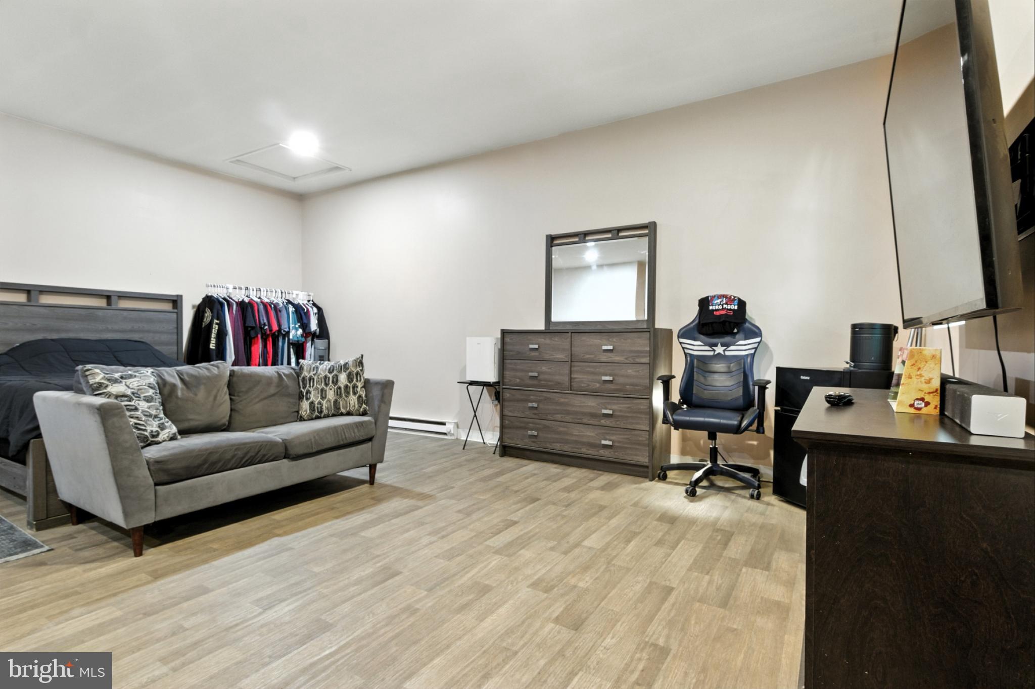 LANCASTER - Residential