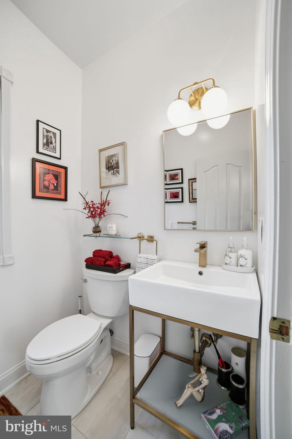 LAKE OF THE WOODS - Residential