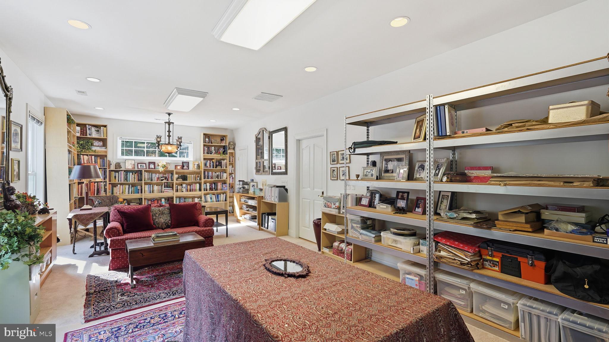 LAKE OF THE WOODS - Residential