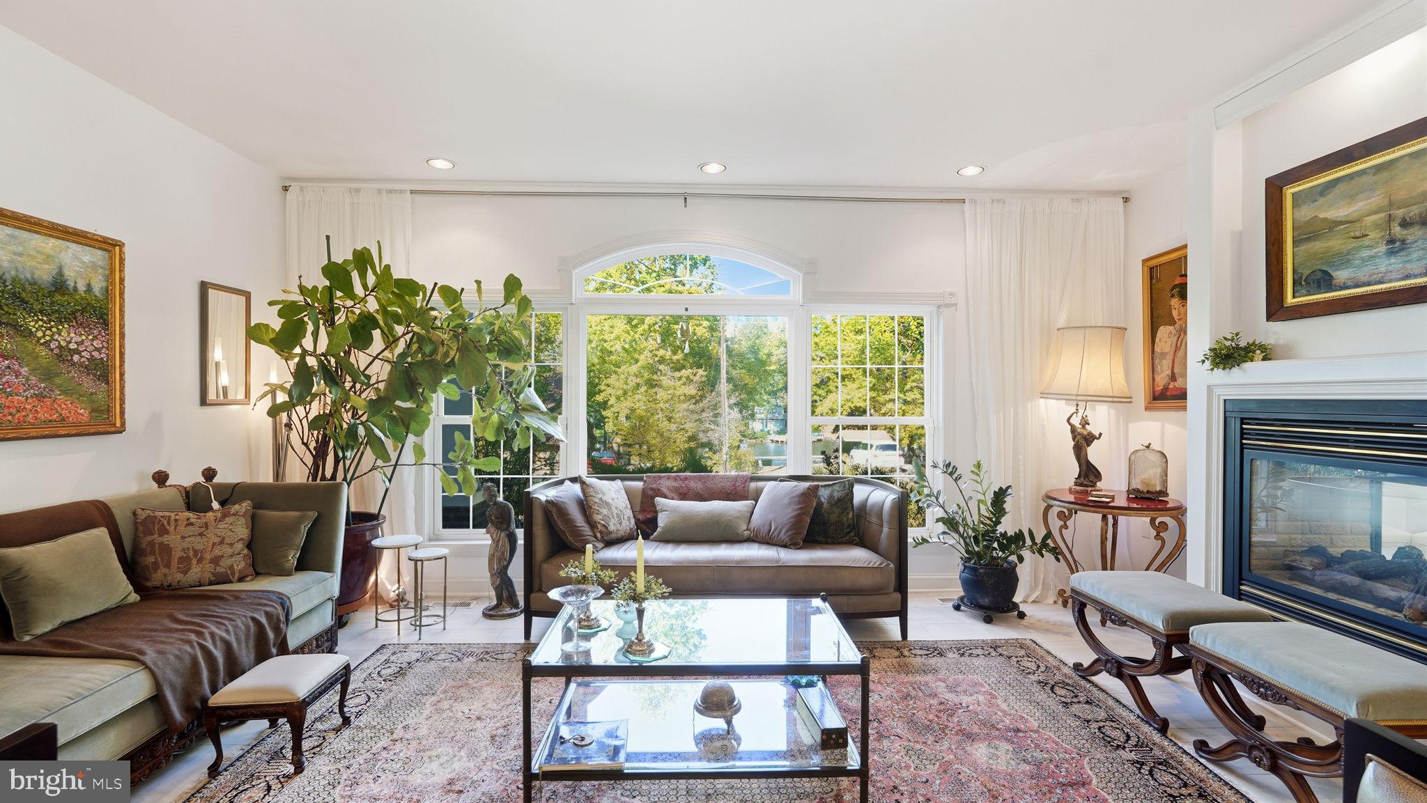 LAKE OF THE WOODS - Residential