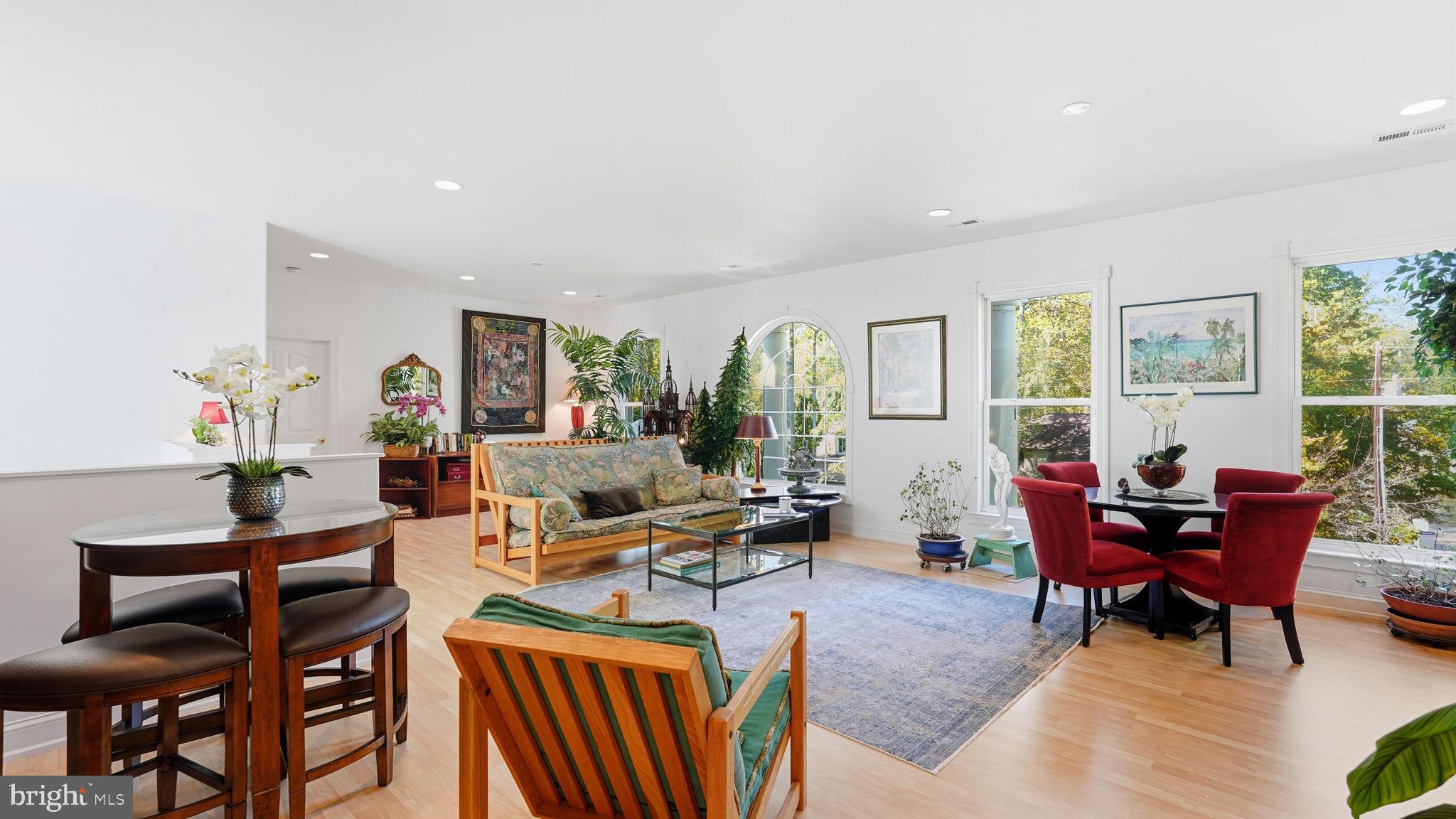 LAKE OF THE WOODS - Residential