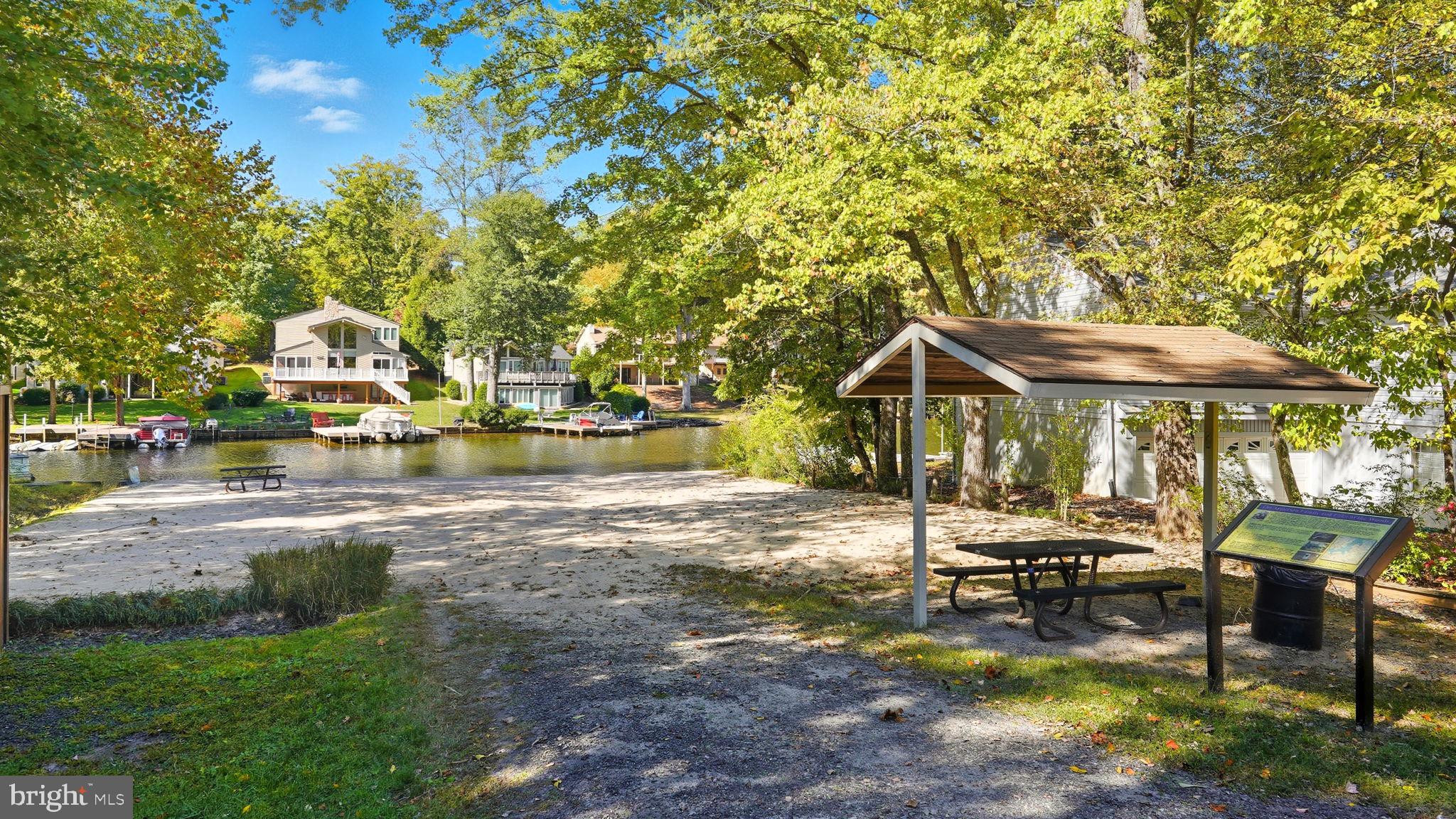LAKE OF THE WOODS - Residential