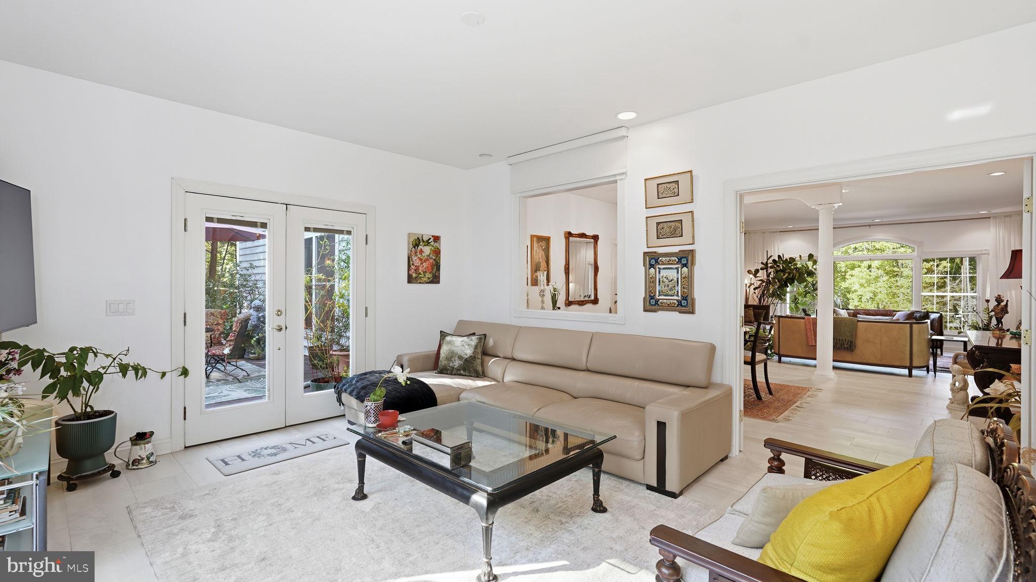 LAKE OF THE WOODS - Residential