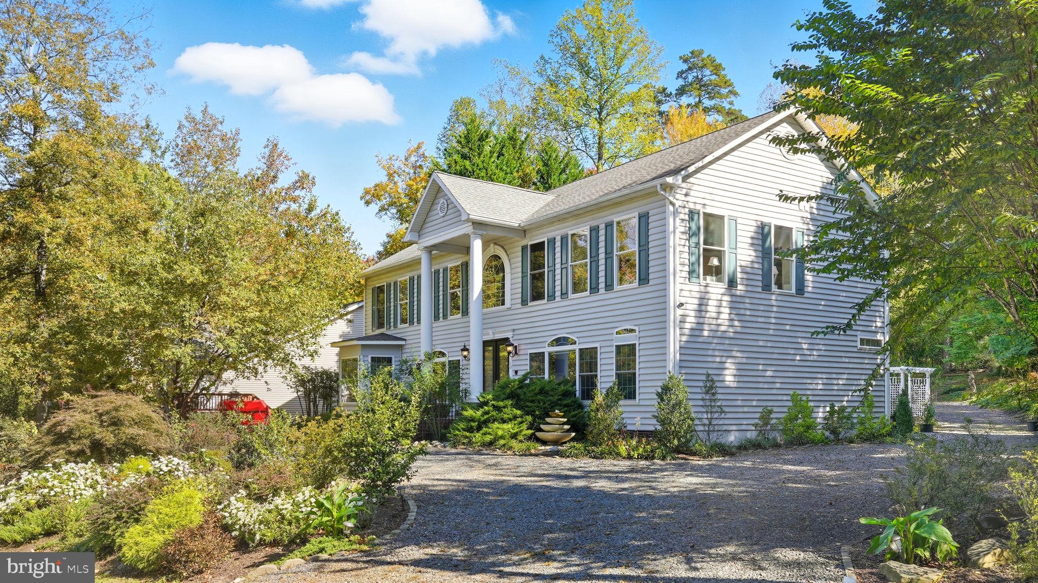 LAKE OF THE WOODS - Residential