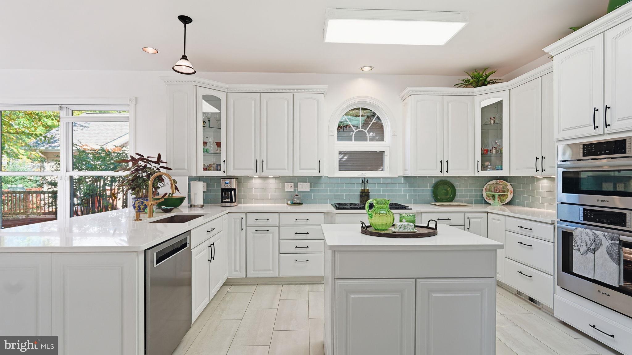 LAKE OF THE WOODS - Residential