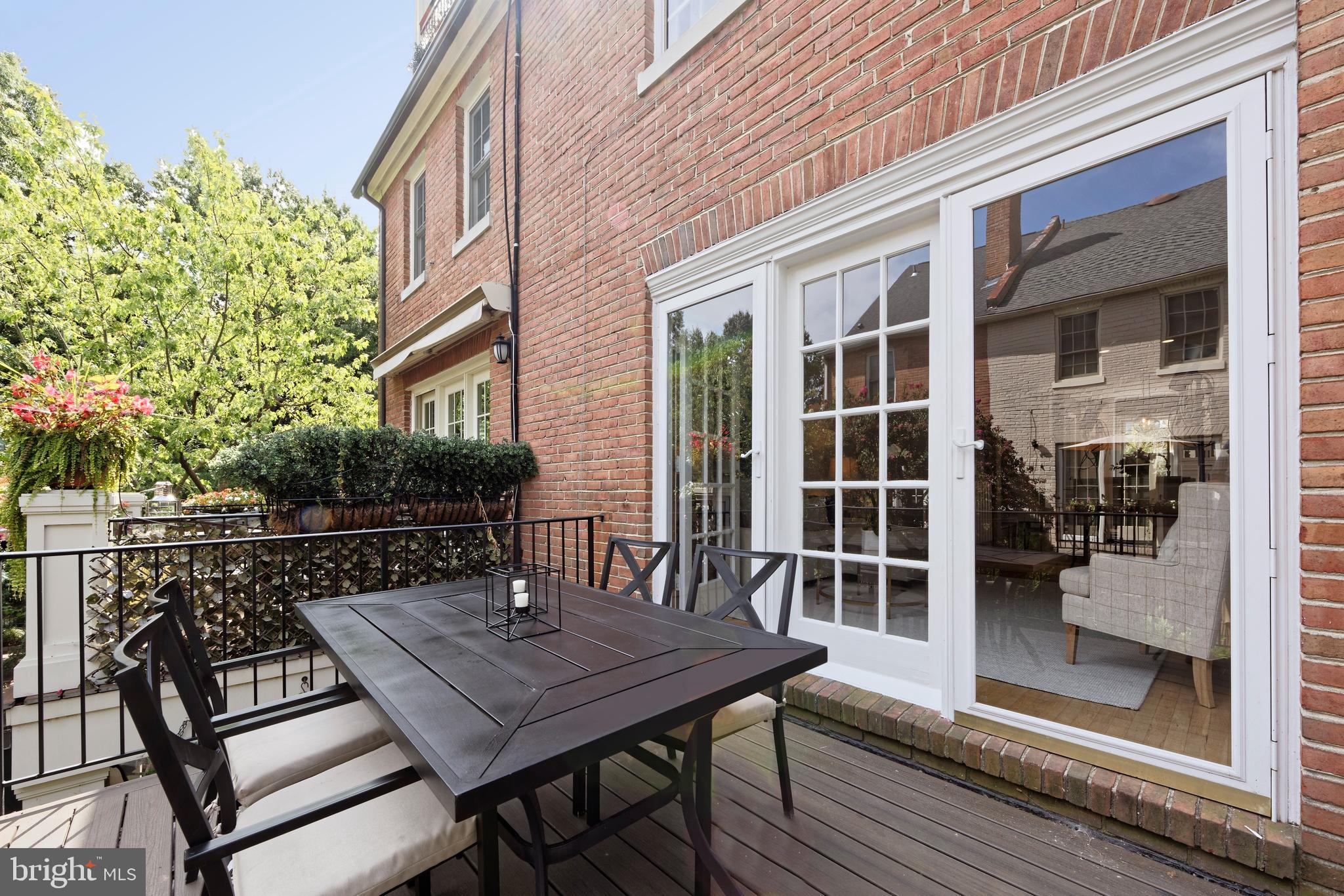 POMMANDER WALK - Residential