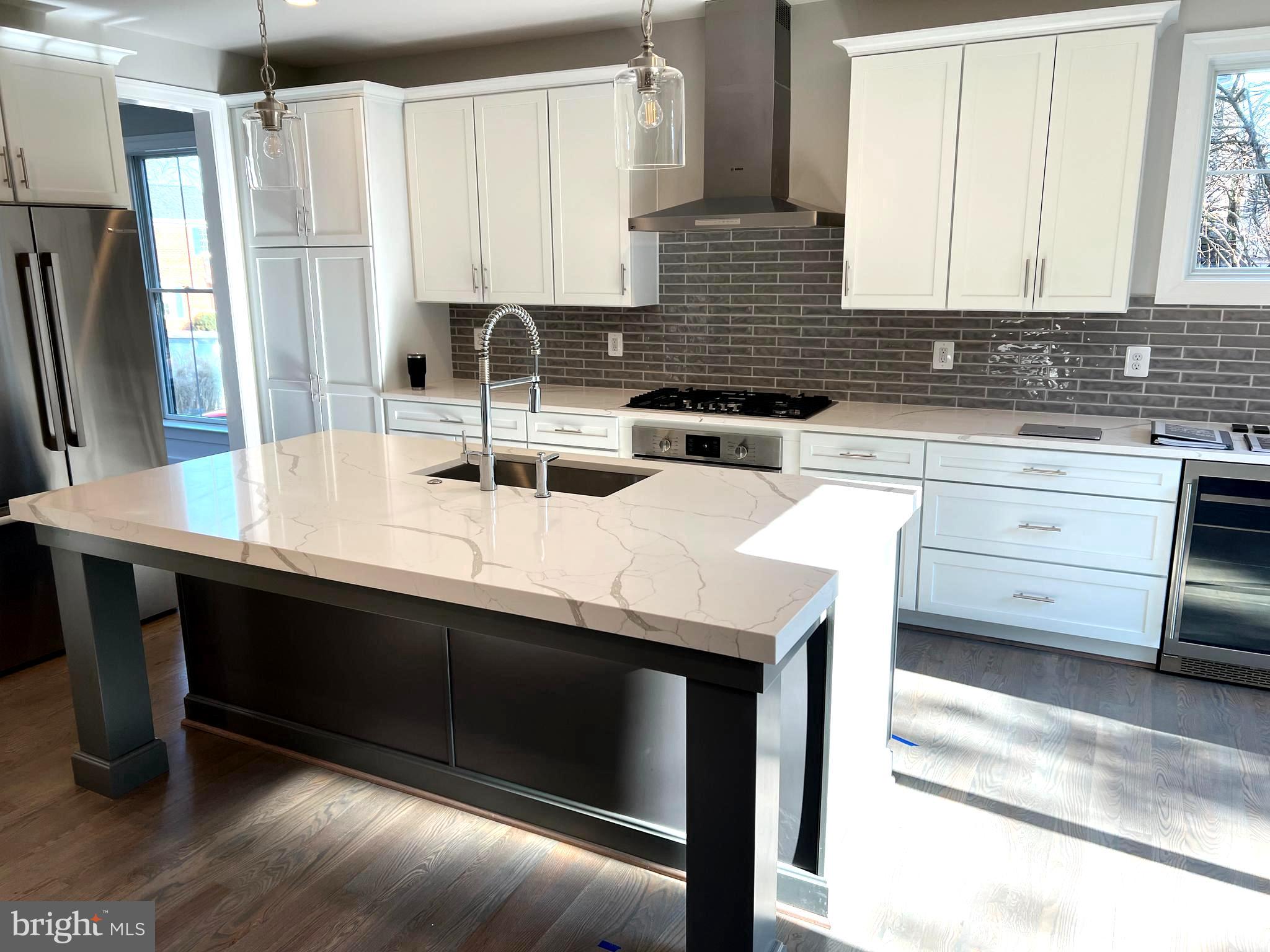 PIMMIT HILLS - Residential