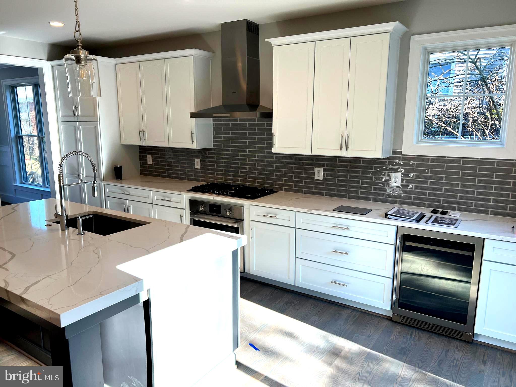 PIMMIT HILLS - Residential