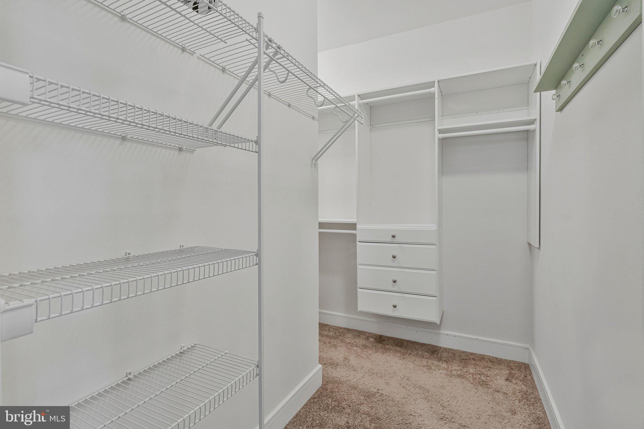 STONE RIDGE - Residential