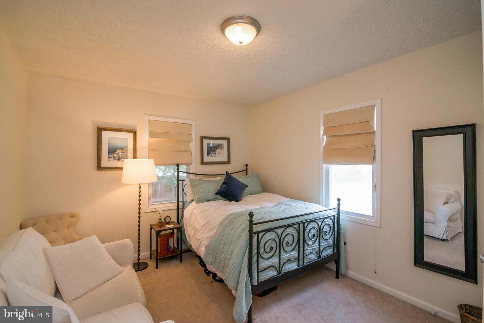 CURTIS HEIGHTS - Residential