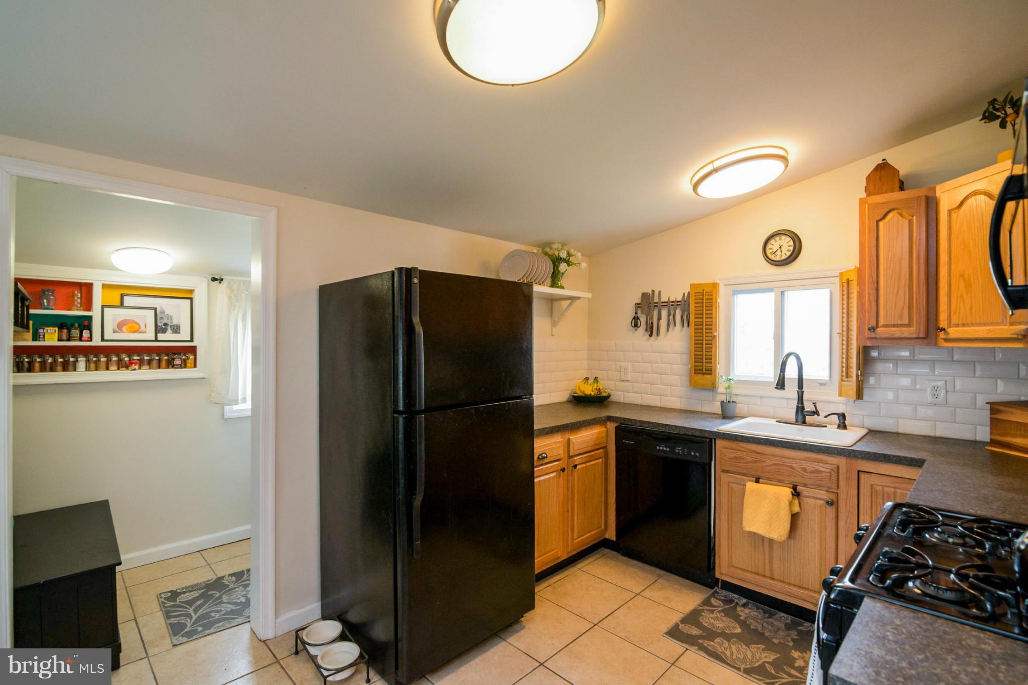 CURTIS HEIGHTS - Residential