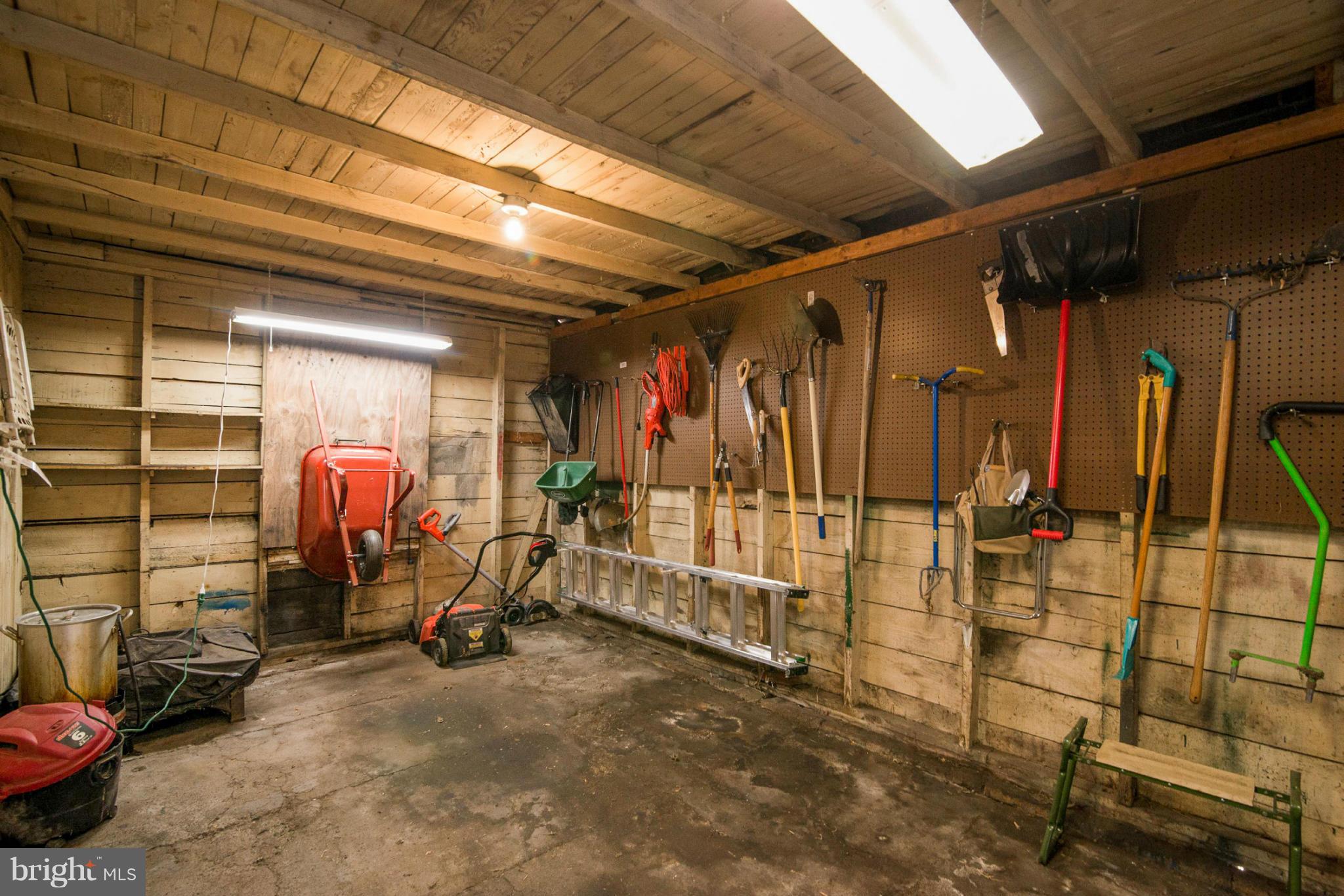 CURTIS HEIGHTS - Residential