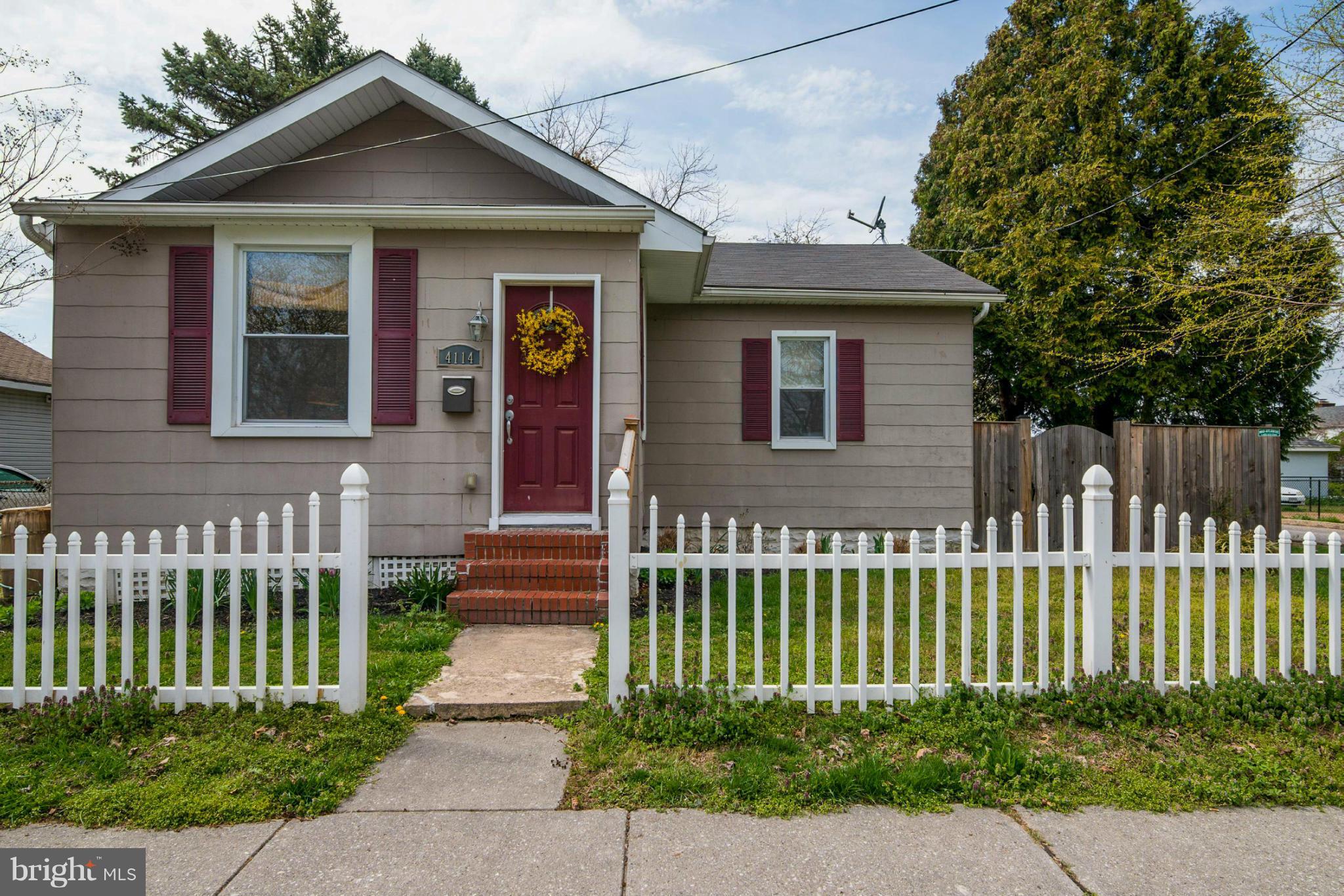 CURTIS HEIGHTS - Residential