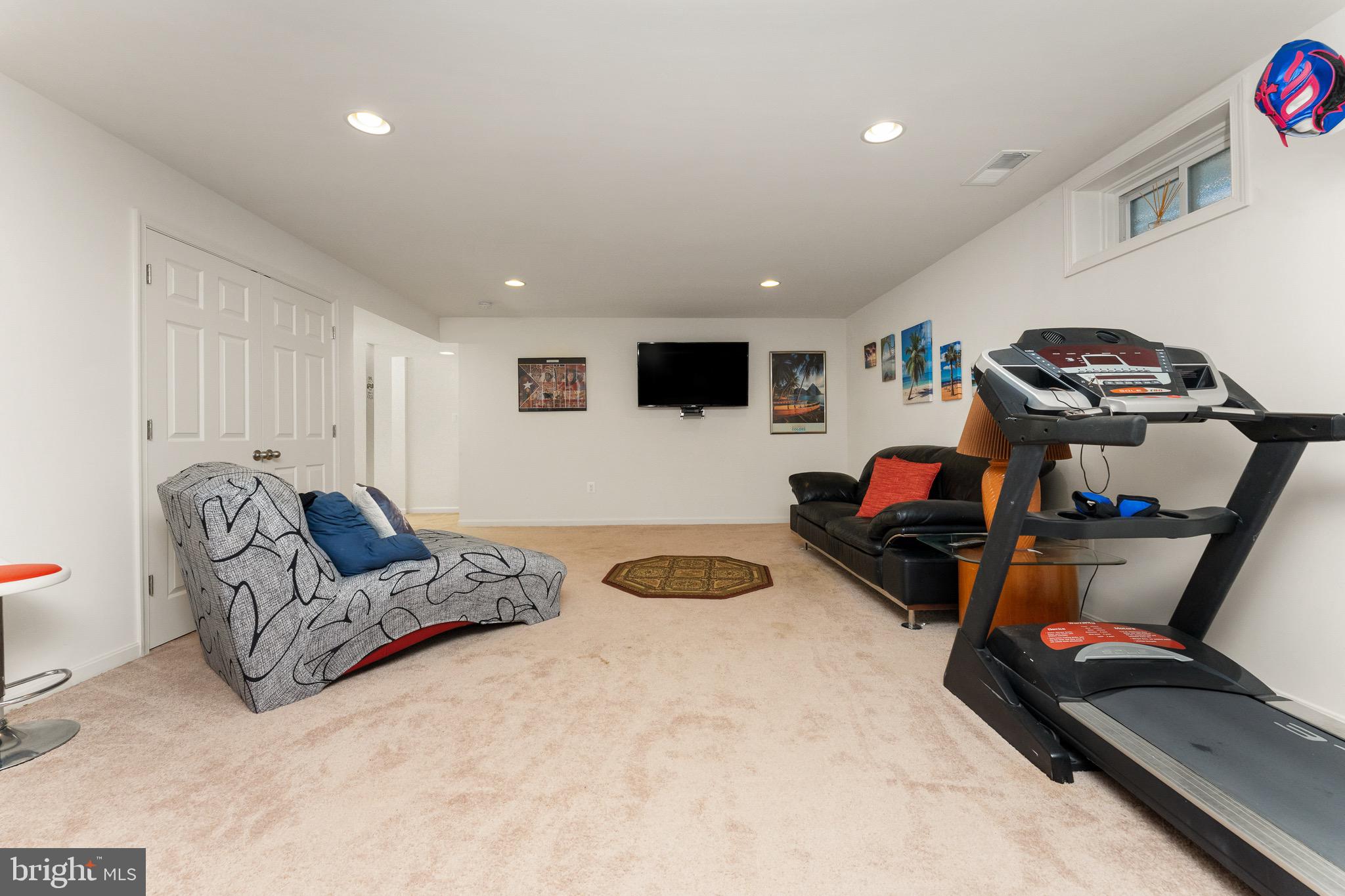 ALDIE ESTATES - Residential