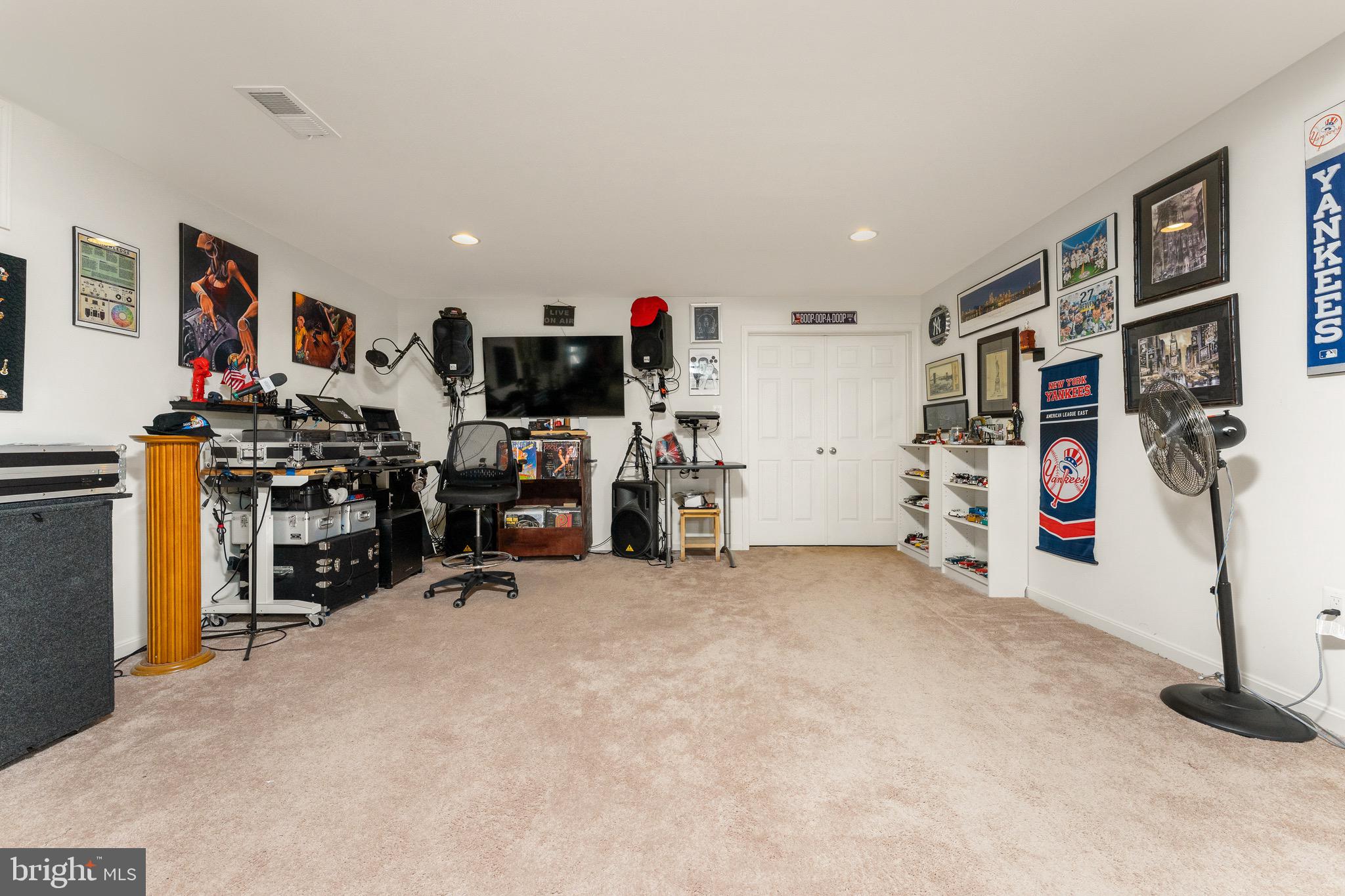 ALDIE ESTATES - Residential