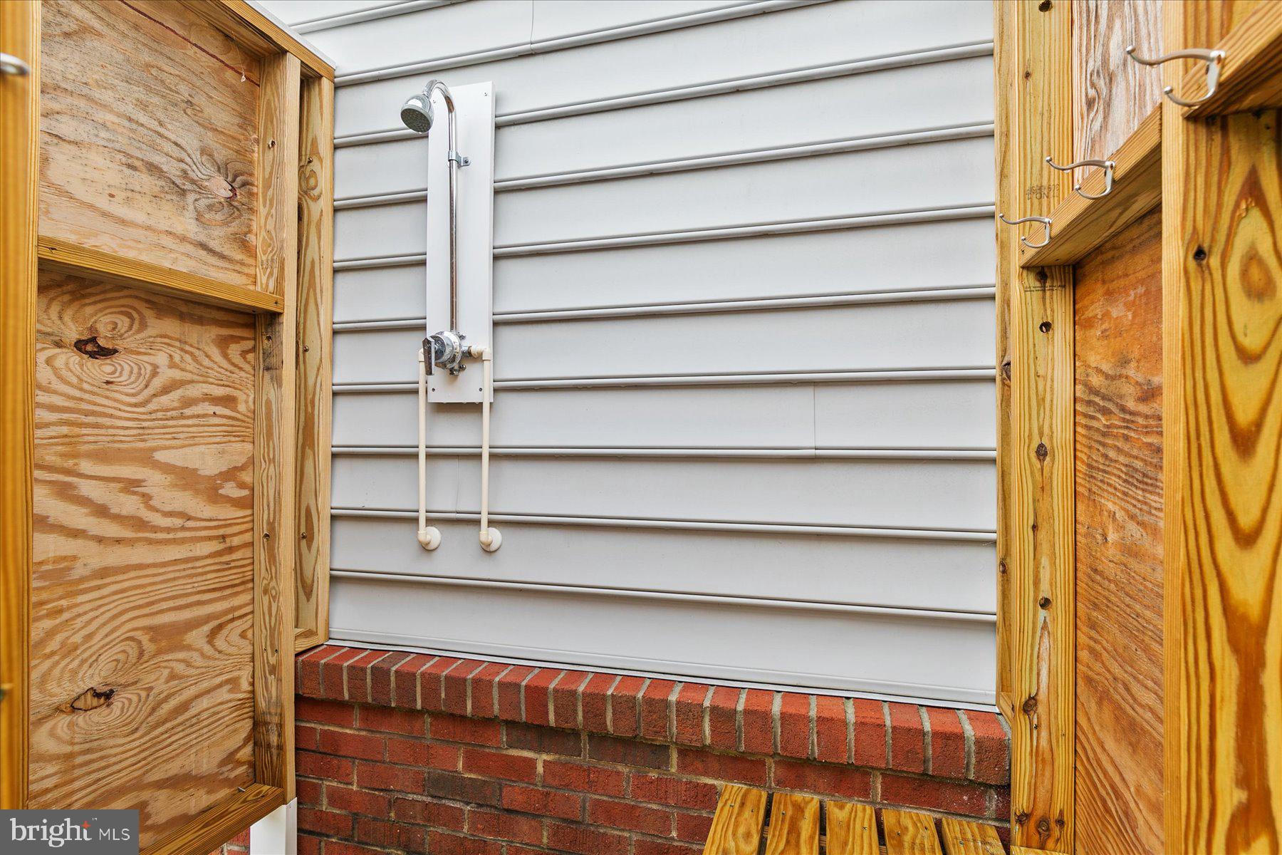 BETHANY LAKES - Residential