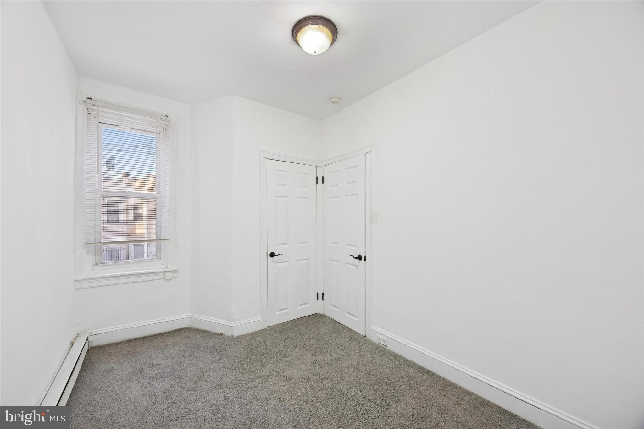 STRAWBERRY MANSION - Residential