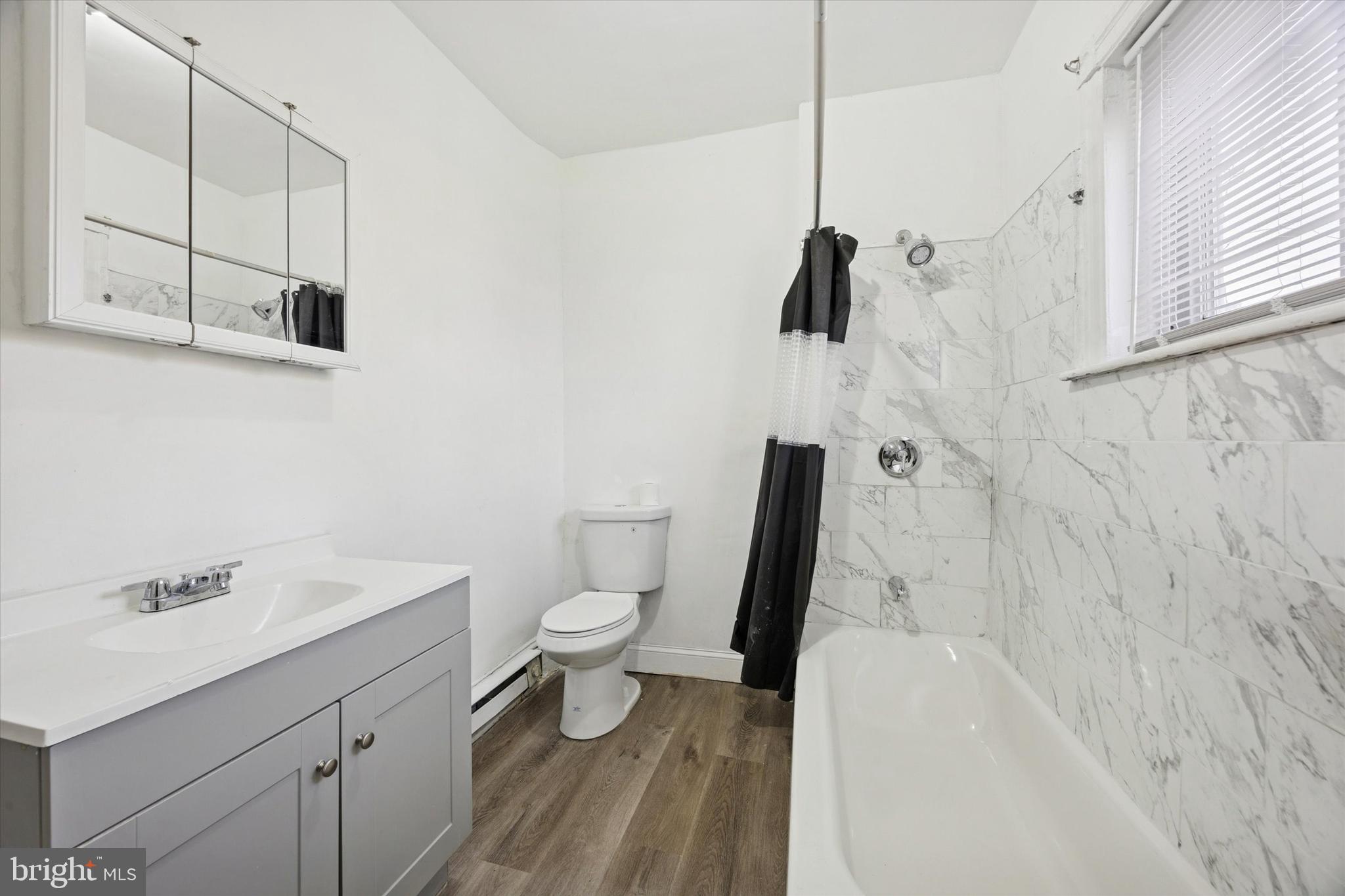 STRAWBERRY MANSION - Residential