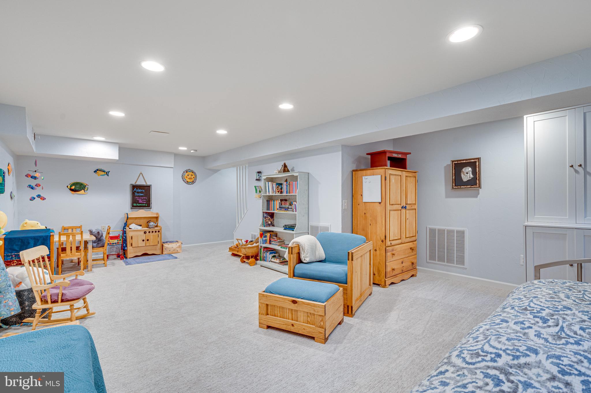 WHETSTONE - Residential