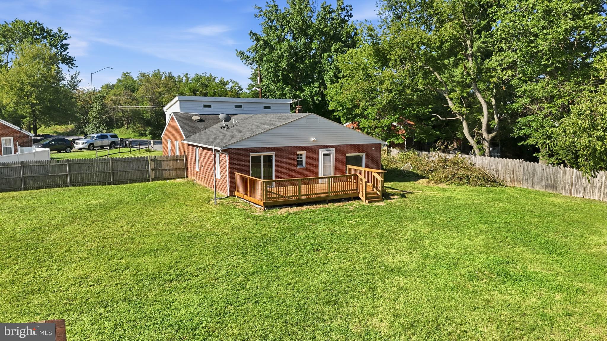 6802 FRIENDSHIP COURT