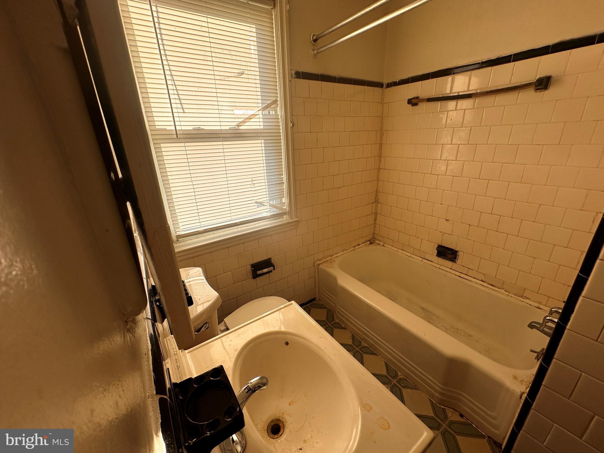 HARFORD OAKS - Residential