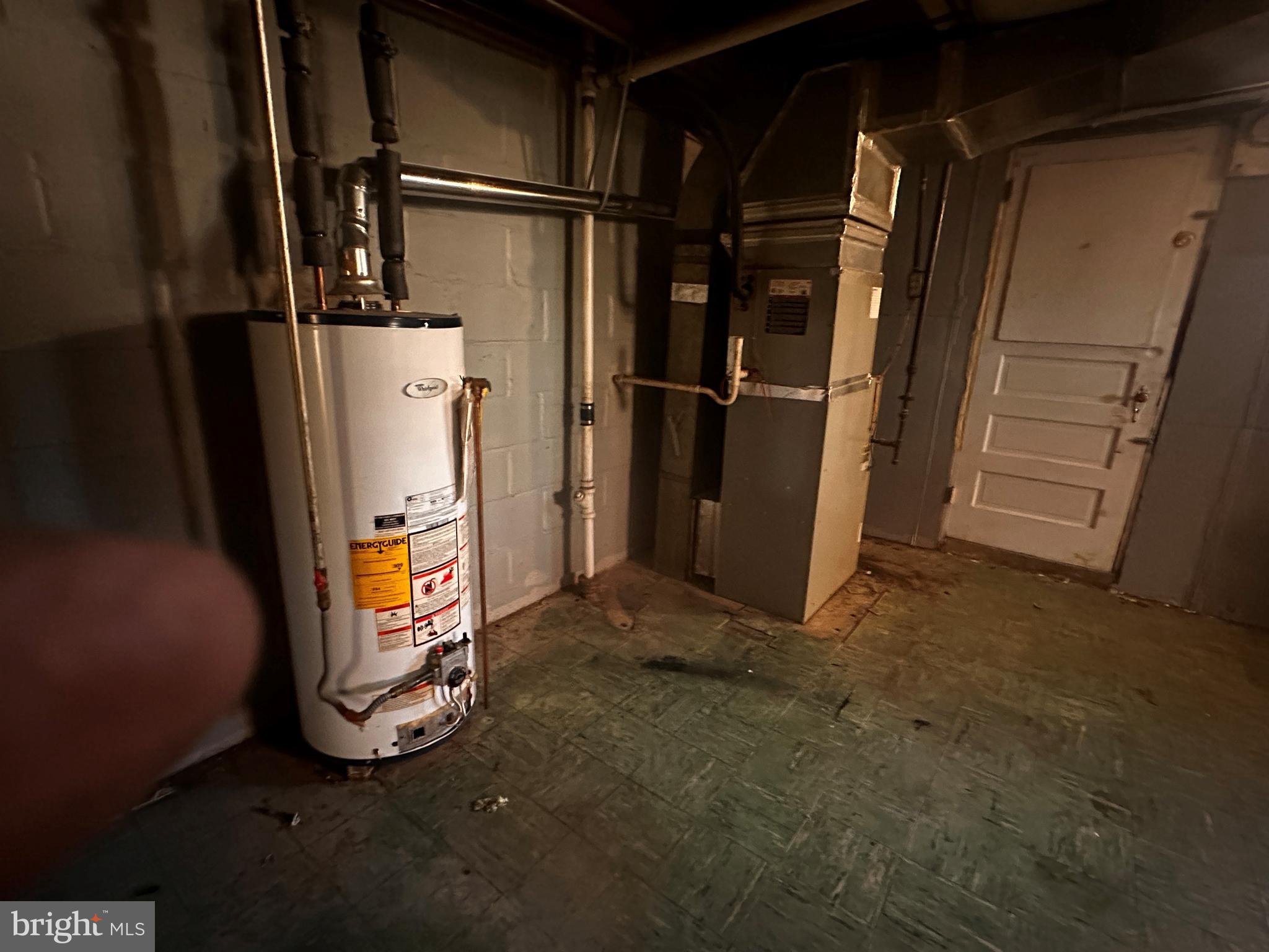 HARFORD OAKS - Residential