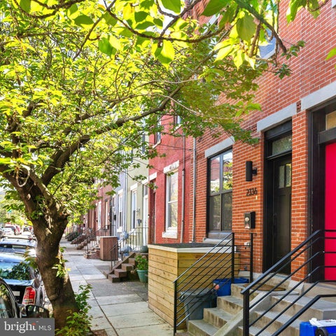 Townhouse For Sale - 2336 W Thompson Street<br/> PHILADELPHIA, PA 19121