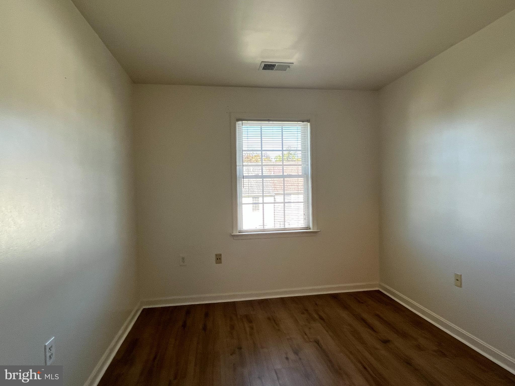 HAMMONDS MILL - Residential