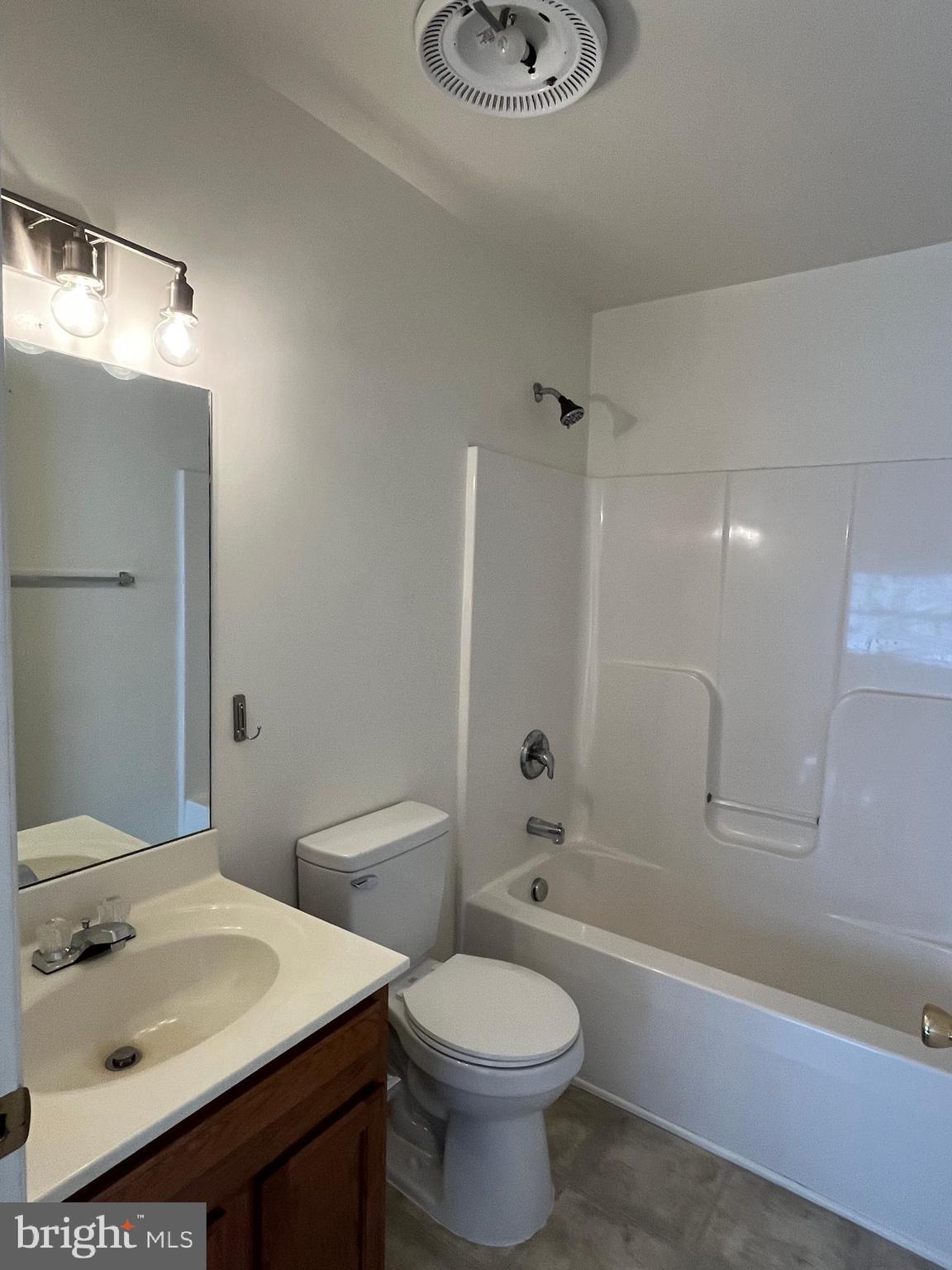 HAMMONDS MILL - Residential