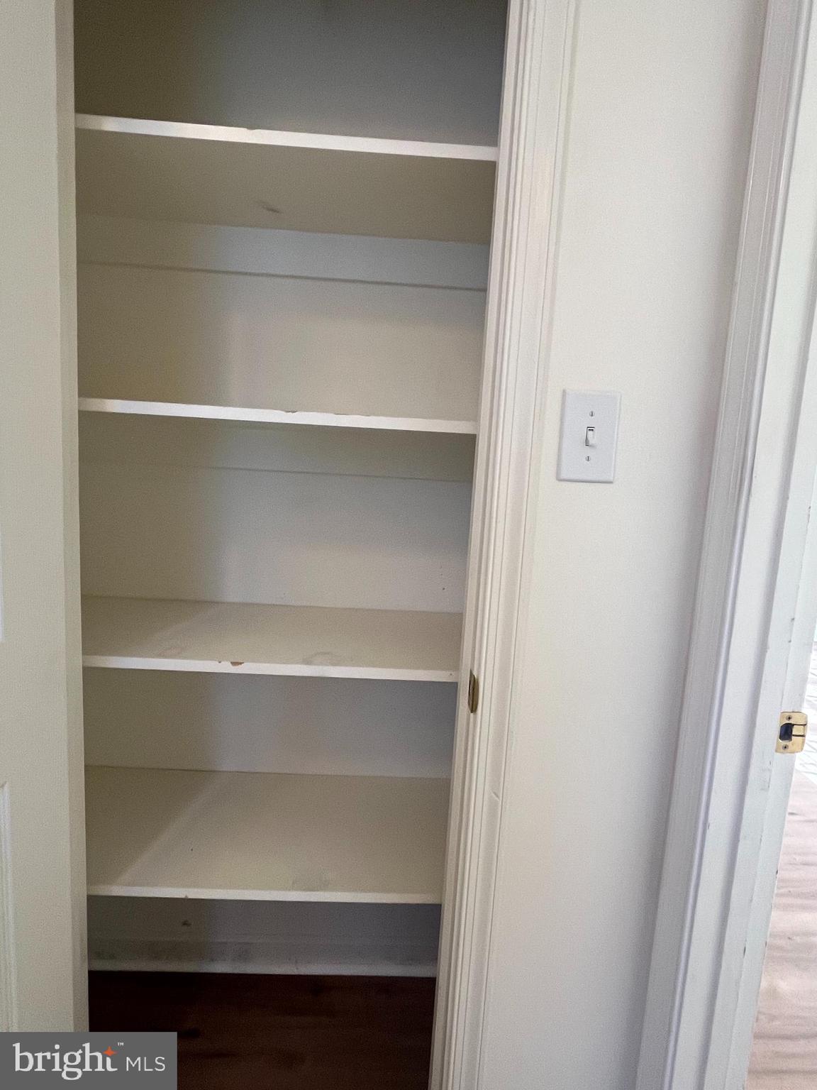 HAMMONDS MILL - Residential