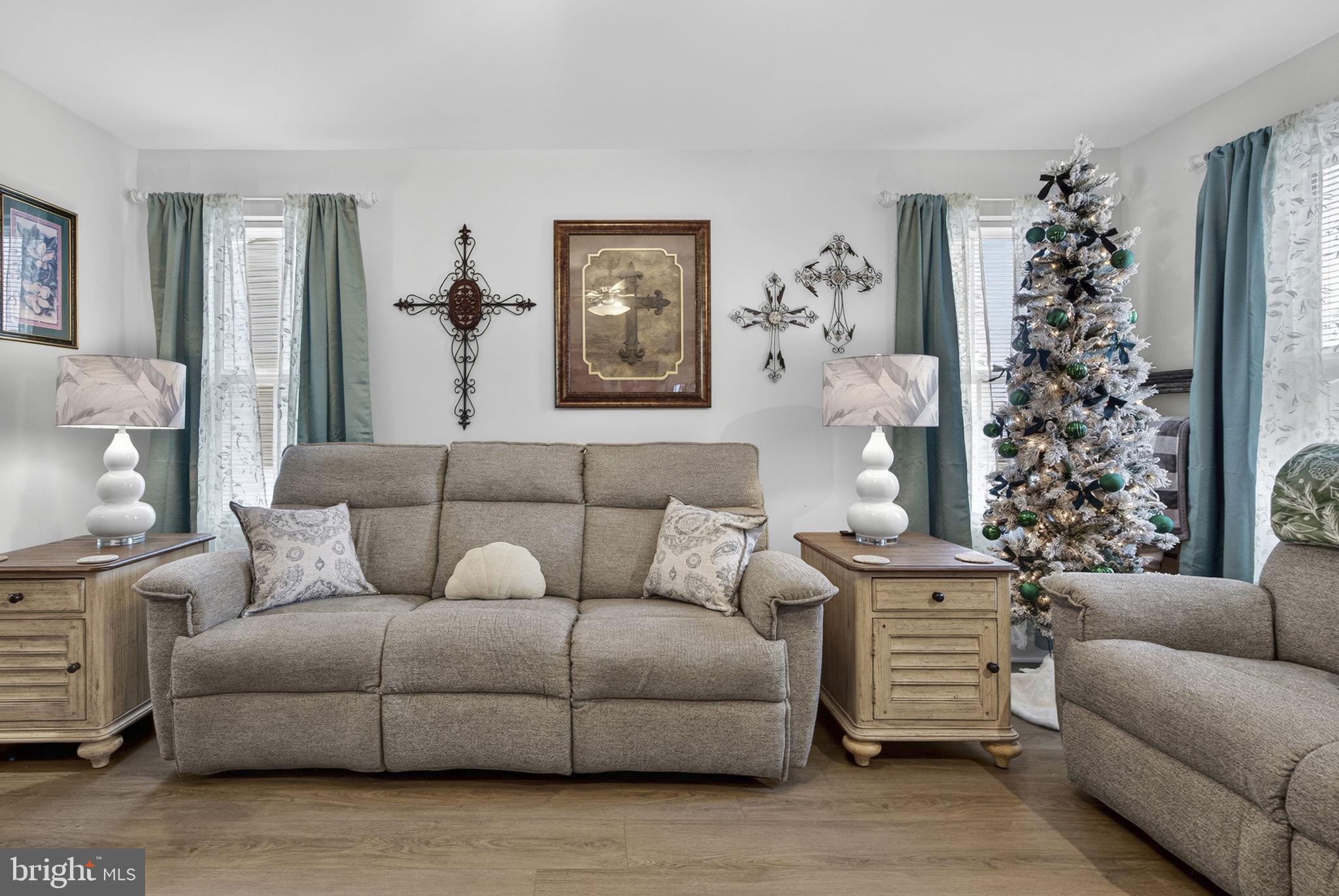 ARCADIA NORTH - Residential