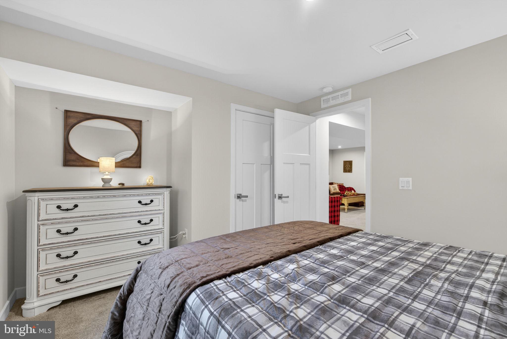 ARCADIA NORTH - Residential