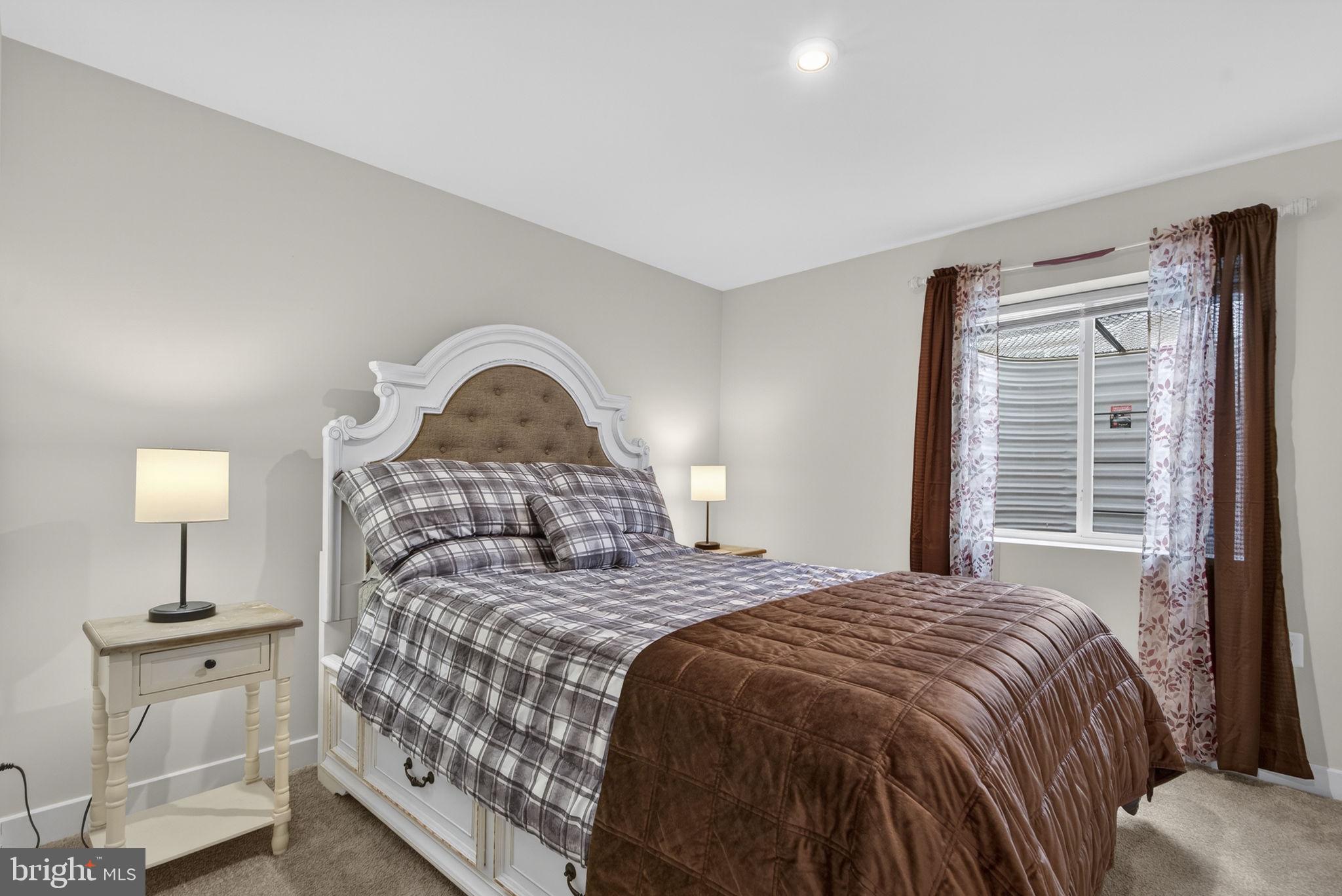 ARCADIA NORTH - Residential