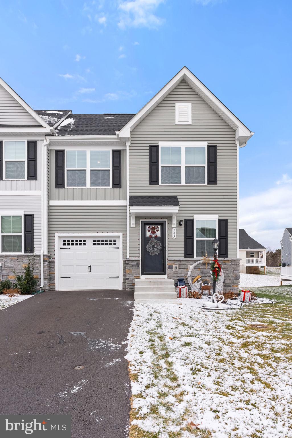 ARCADIA NORTH - Residential