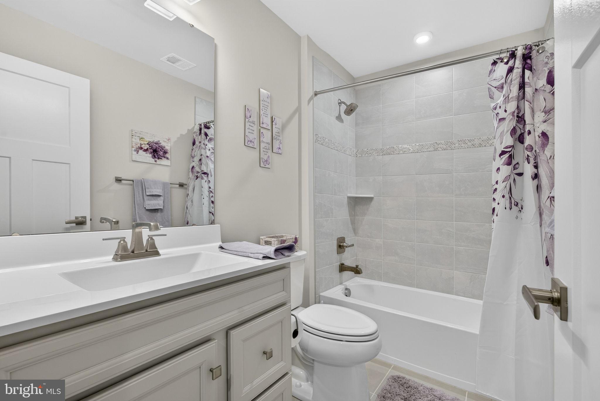 ARCADIA NORTH - Residential