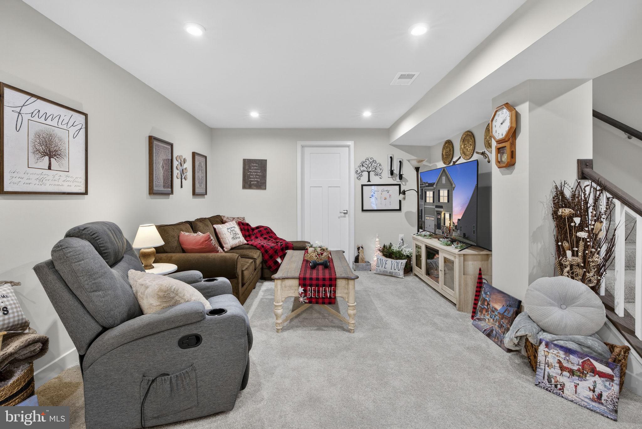 ARCADIA NORTH - Residential