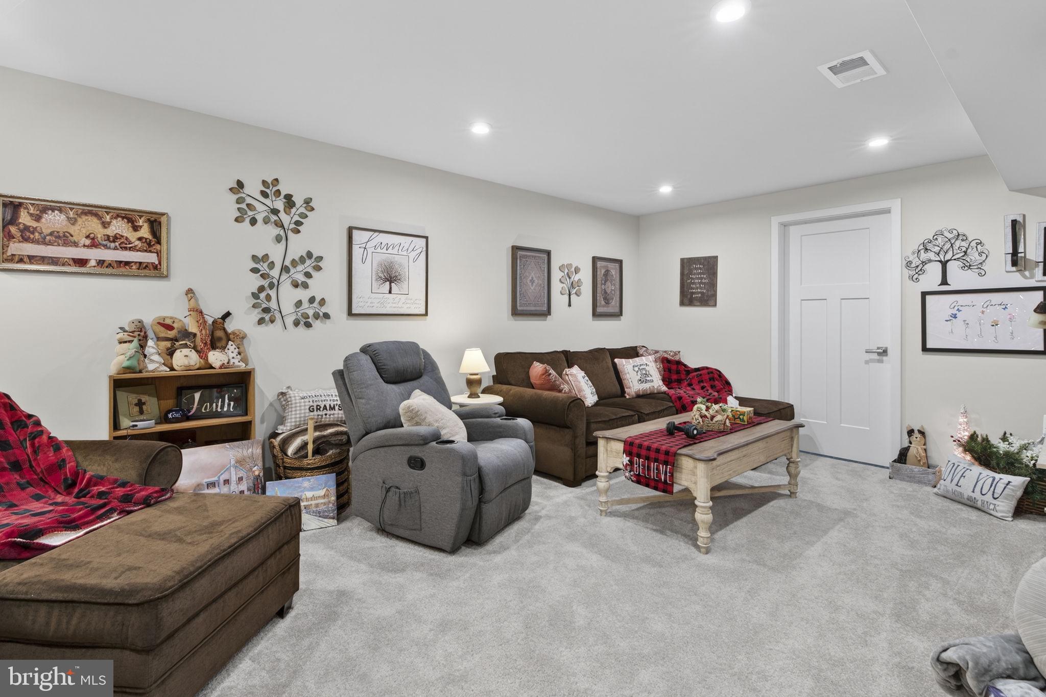 ARCADIA NORTH - Residential