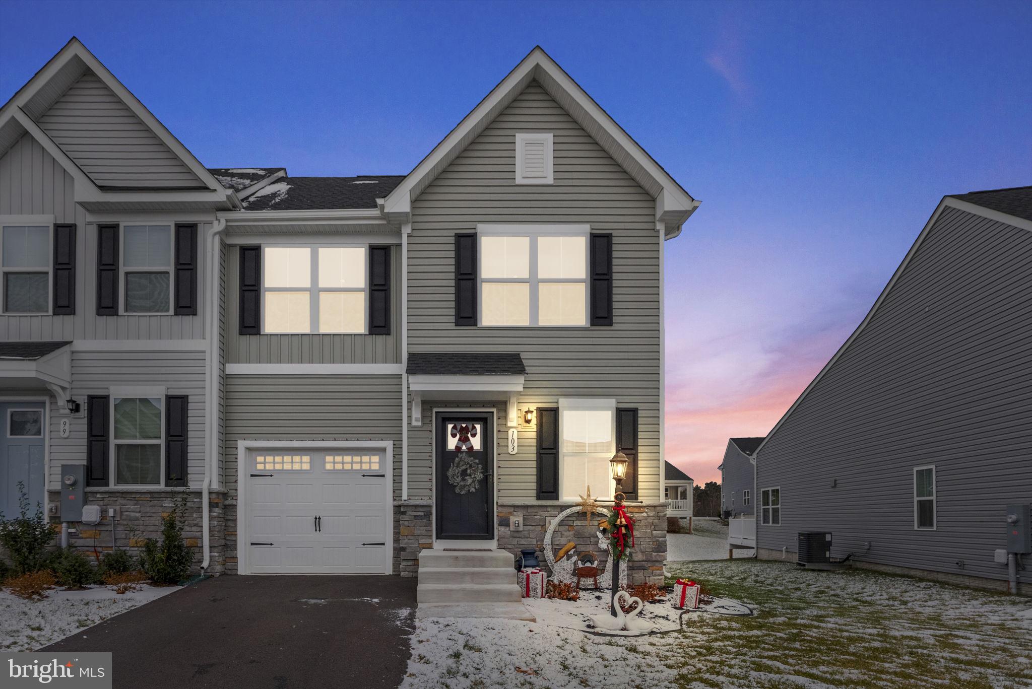 ARCADIA NORTH - Residential