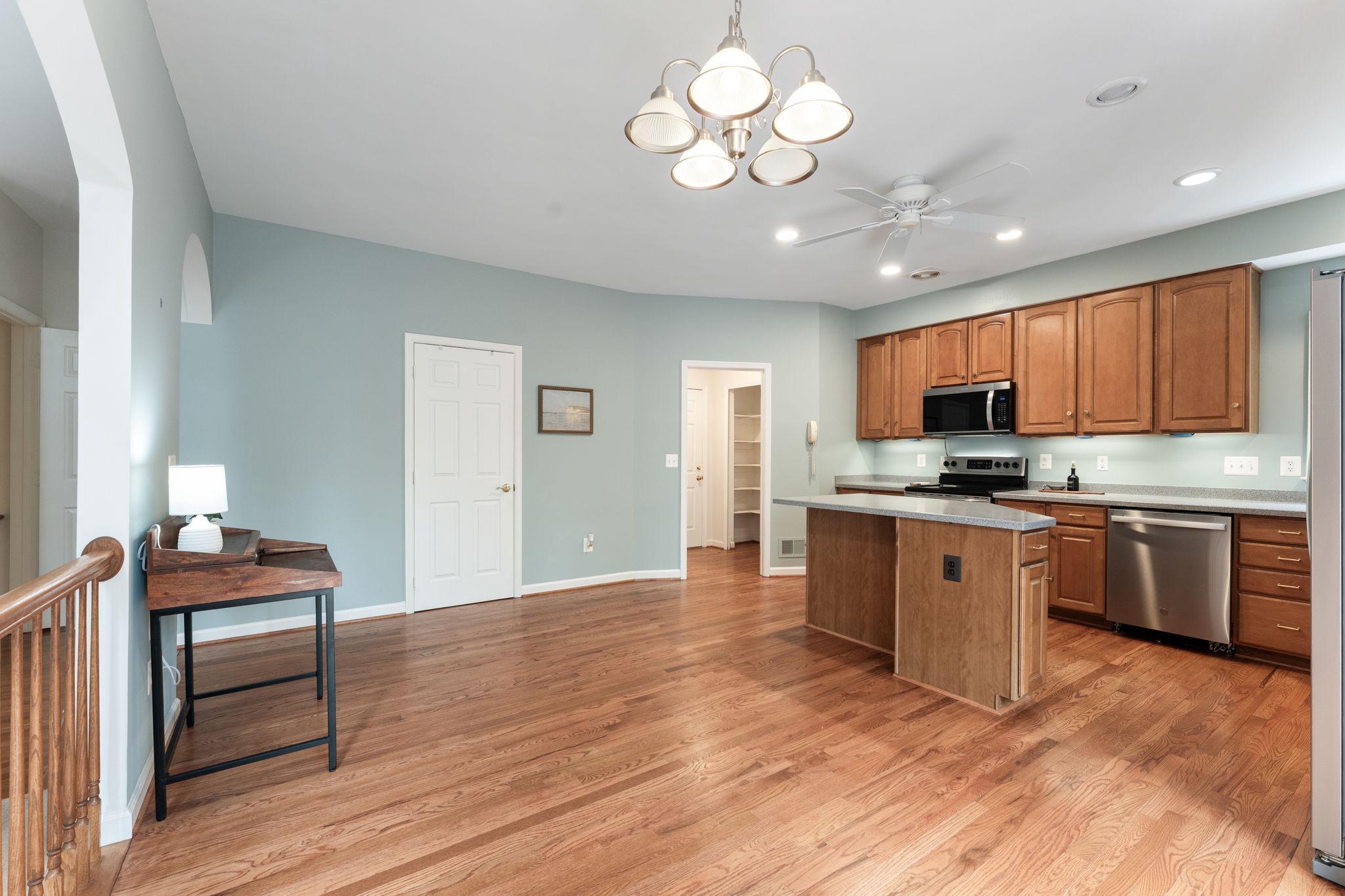 SOUTH WALES - Residential