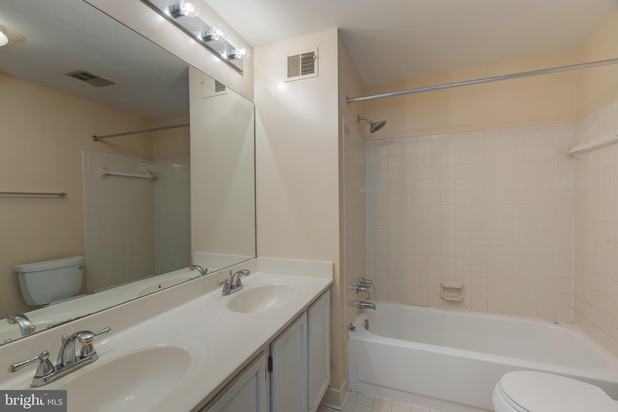 RUNNYMEADE - Residential