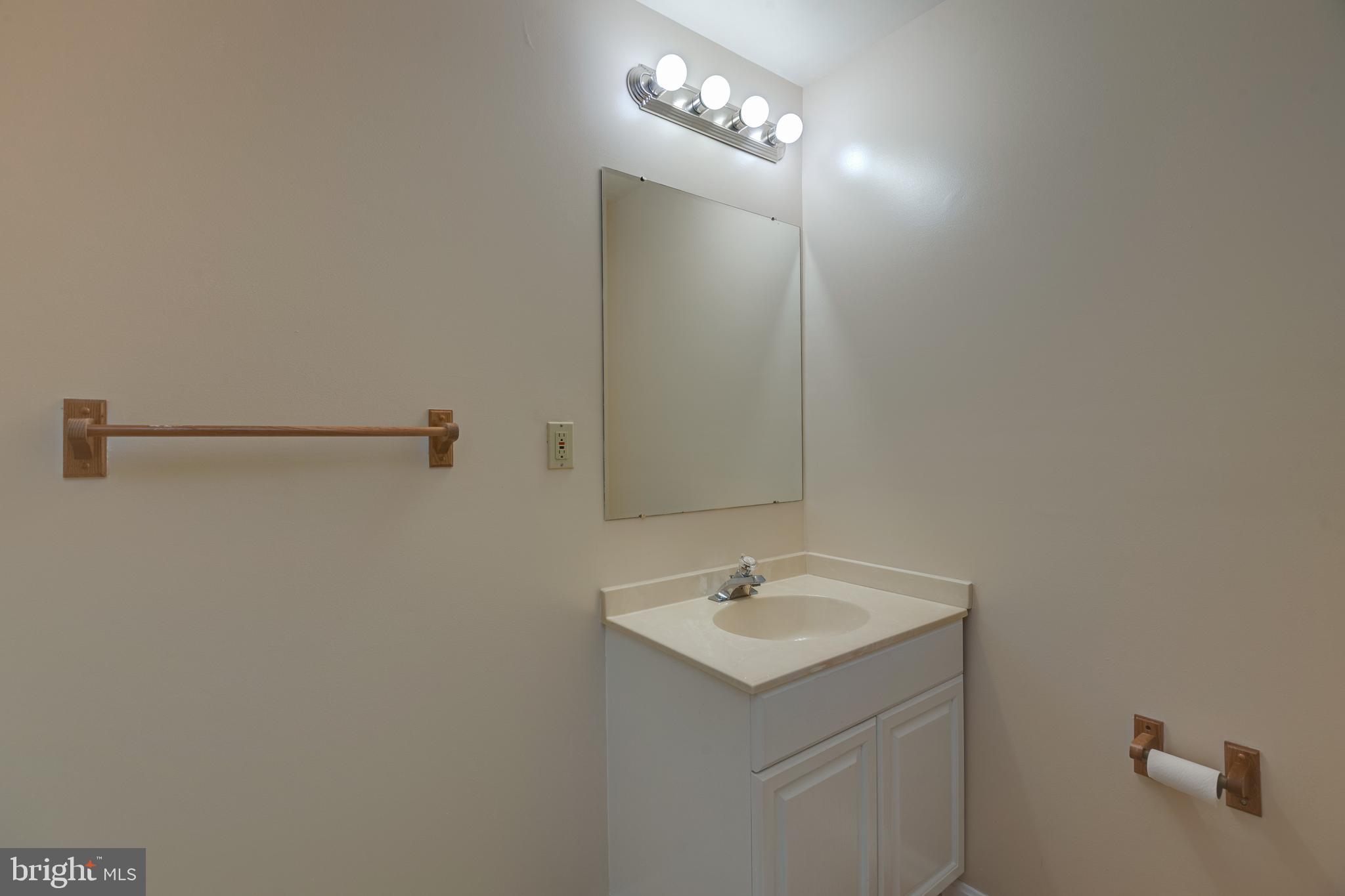 RUNNYMEADE - Residential