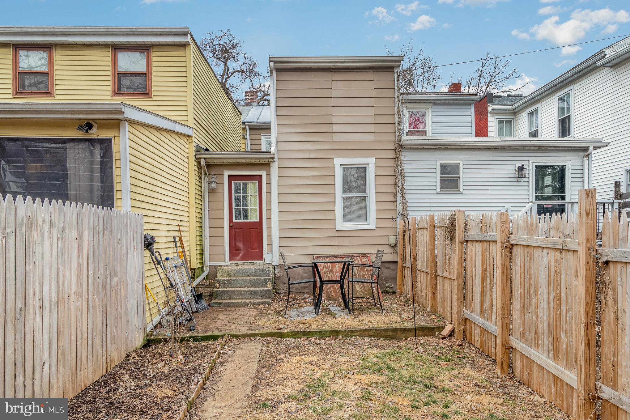 CARLISLE - Residential