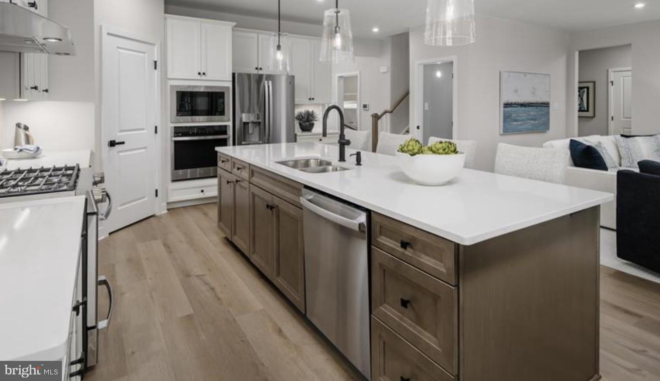 14708 GOLDCREST DRIVE LO-30