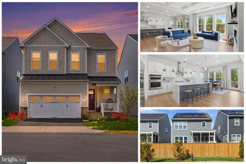 Photo of 4645 Wood Glen Road, FAIRFAX, VA 22032 (MLS # VAFX2316100)