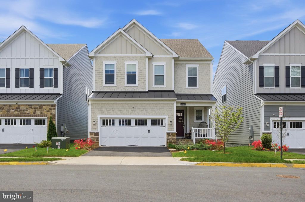 Photo of 4645 Wood Glen Road, FAIRFAX, VA 22032 (MLS # VAFX2316100)