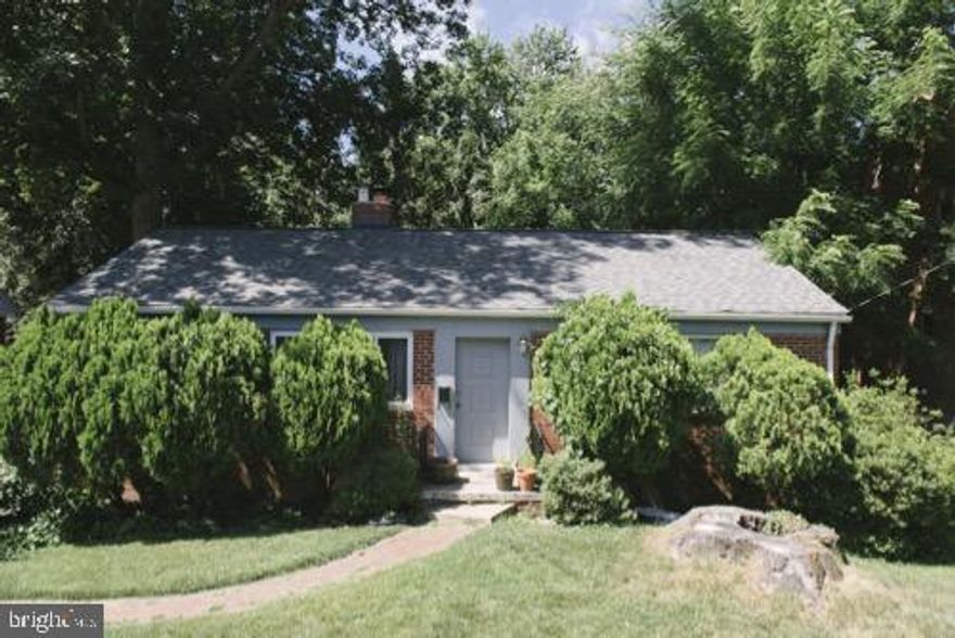 Just listed for rent in highly desirable Leeway Gardens/Harrison Street North Arlington neighborhood. Charming all brick 3 bedrooms + 2 full baths Arlington rambler. Renovated kitchen with maple cabinets, GRANITE countertops and newer appliances. GAS cooking! Hardwood floors on main level and thermal windows throughout let in so much natural light! Wood burning fireplace. Finished lower level recreation room. Nice yard! Park off street in the driveway or on the street (free!). Walk to Harrison Street grocery stores, and restaurants. Walk to Big Walnut Park, Yorktown Pool and Track. Top North Arlington schools-Discovery, Williamsburg and Yorktown High School! Available July 1st. Pets considered.