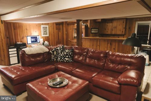 LEEWAY - Residential Lease