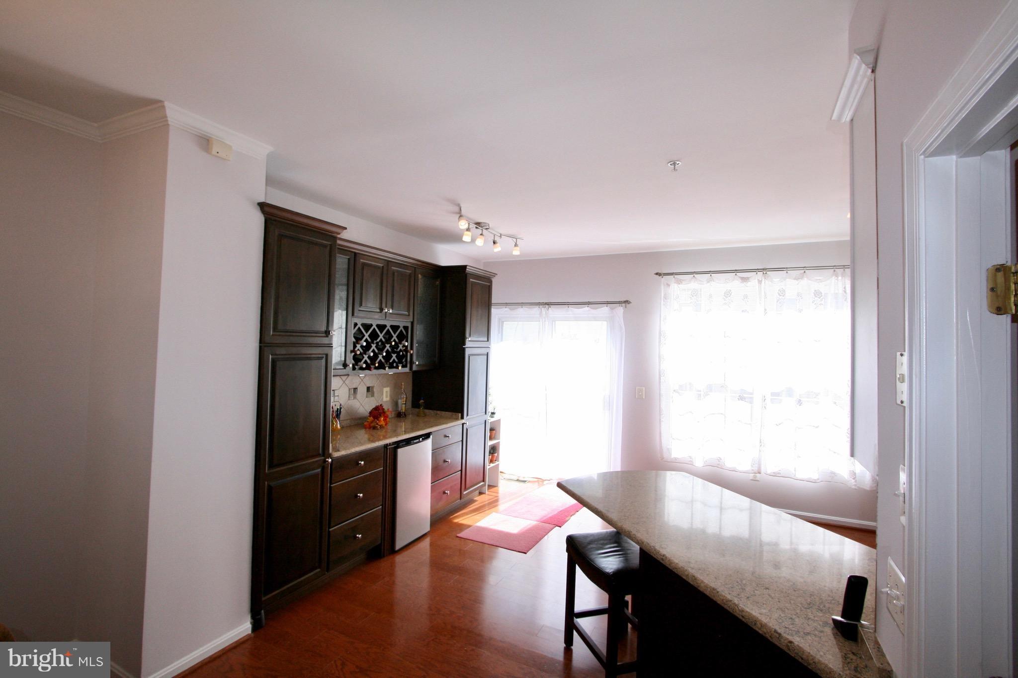 TOWNES AT CAMERON PARKE - Residential