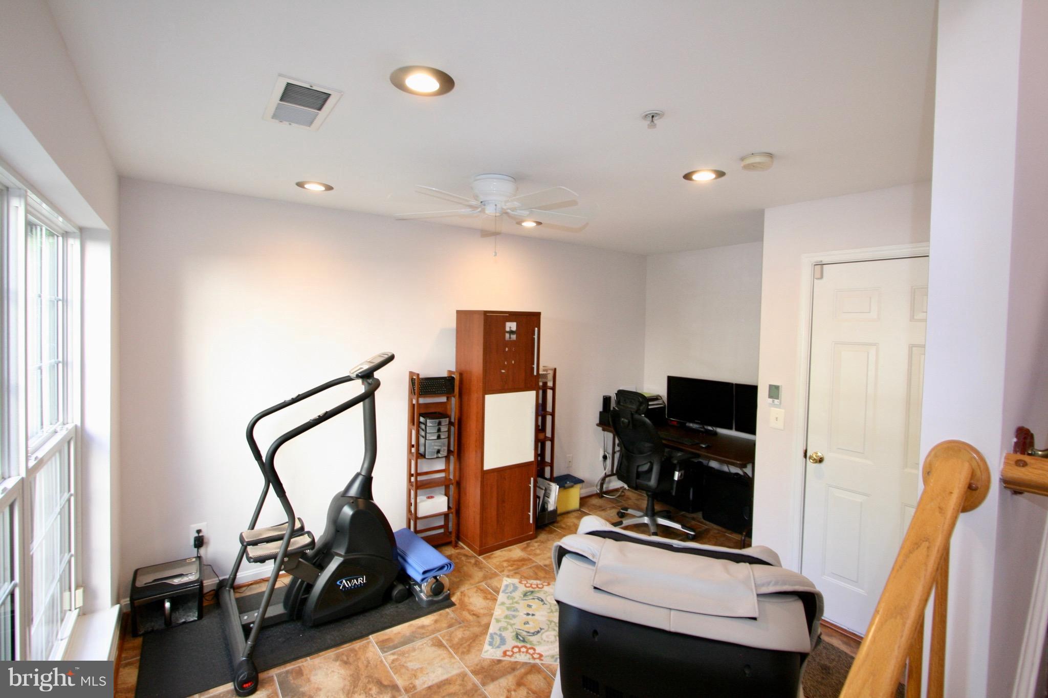 TOWNES AT CAMERON PARKE - Residential