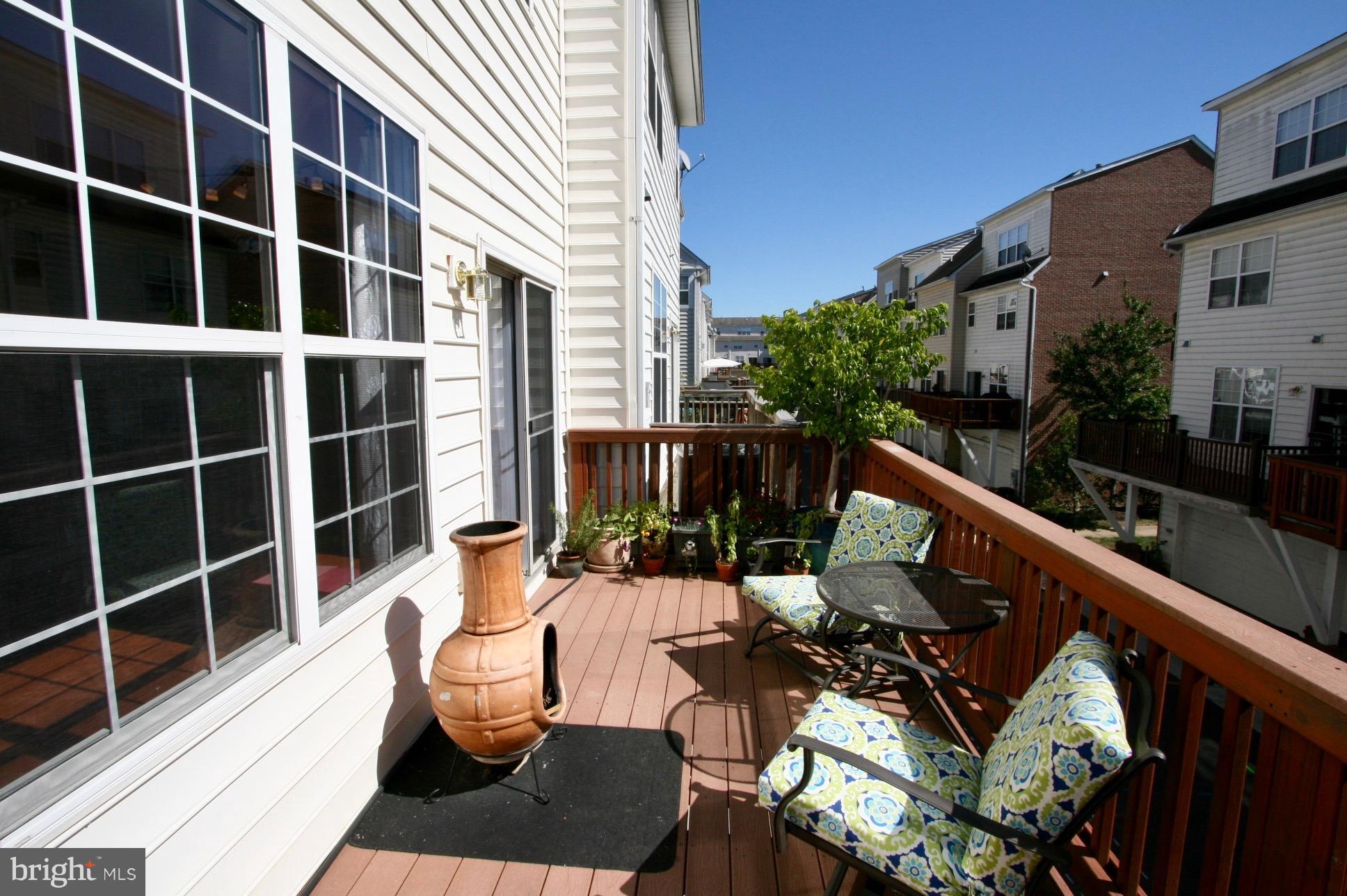 TOWNES AT CAMERON PARKE - Residential